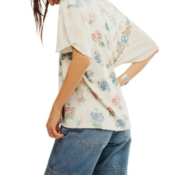 We the Free Boheme Tee - Picture 2 of 7